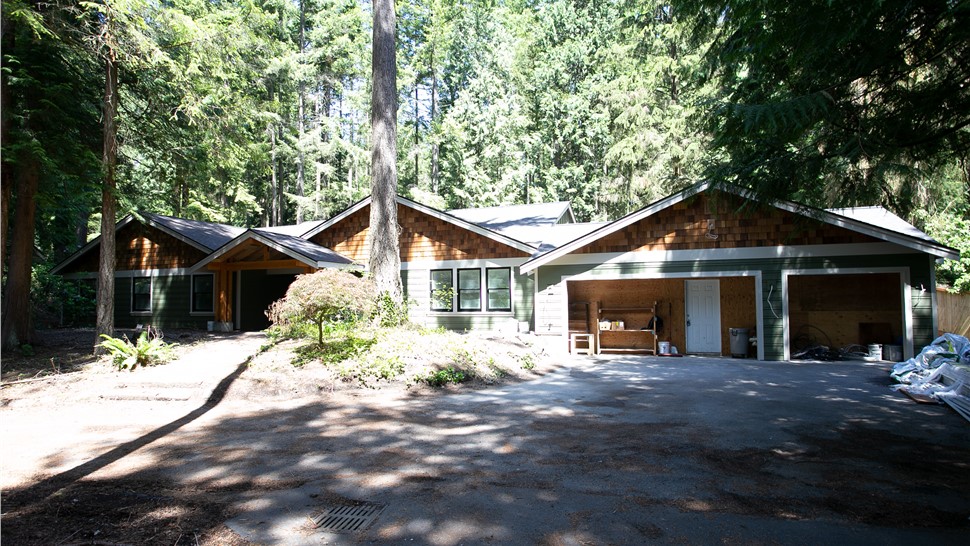 Exterior Painting Project, Siding Project in Bellevue, WA by Pacific Exteriors LLC