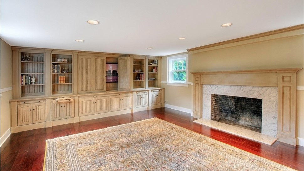 Service Area - Cabinets Photo 1