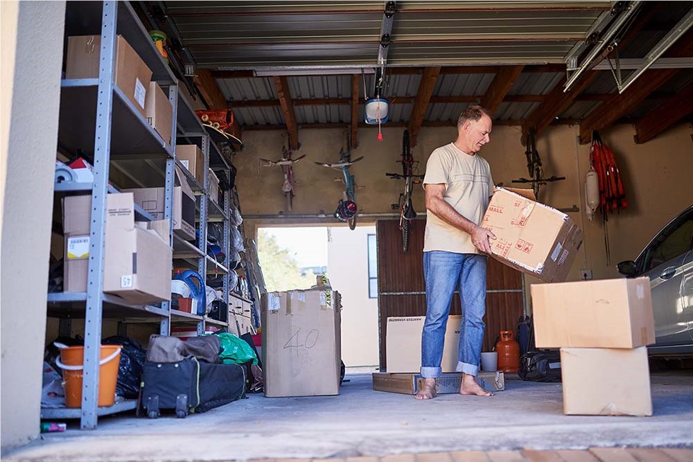 Tips for Packing & Moving Your Items in Your Garage