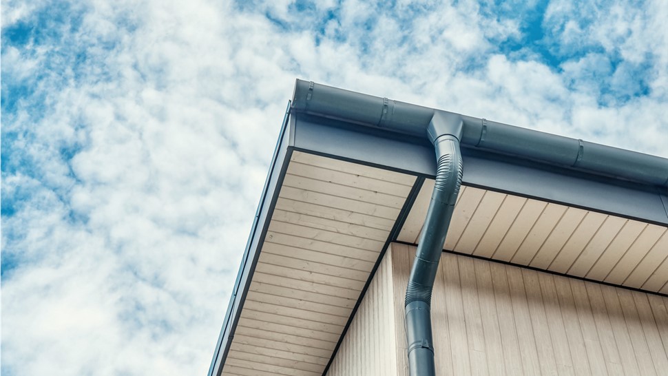 Gutters - Seamless Gutters Photo 1