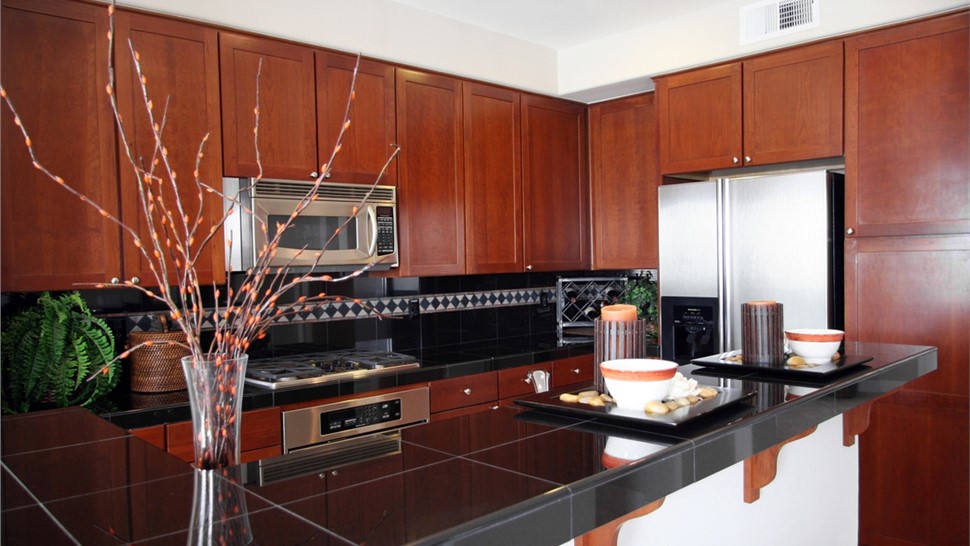 Cabinet Refacing Photo 74