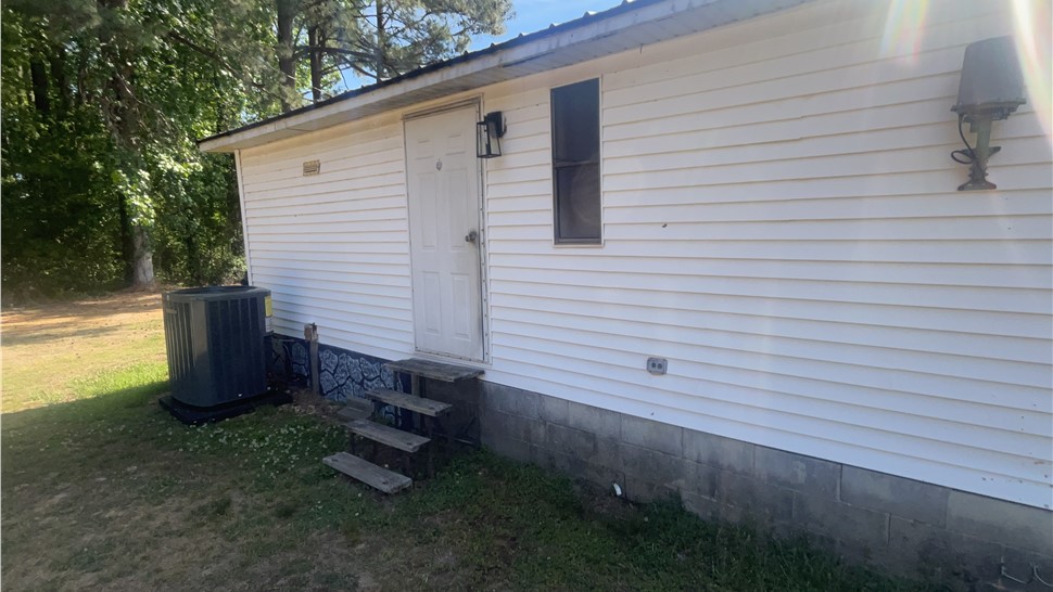 Siding Project in Emporia, VA by AAPCO Home Improvement