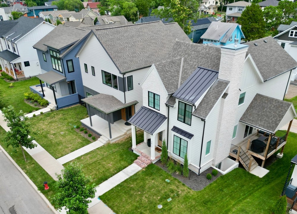 Get the Most Out of Your Energy-Efficient Window Replacement When You Plan a Summer Remodel