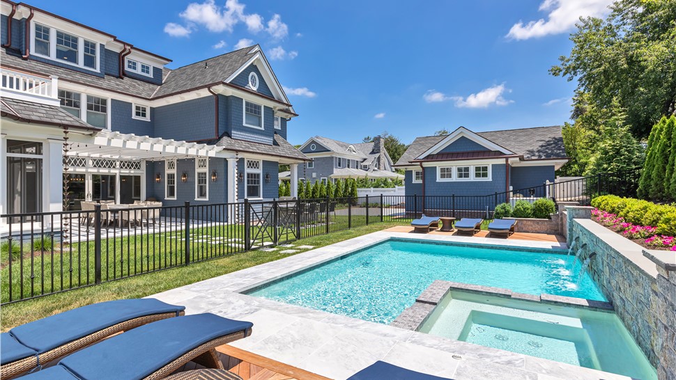 Outdoor Living Photo 22