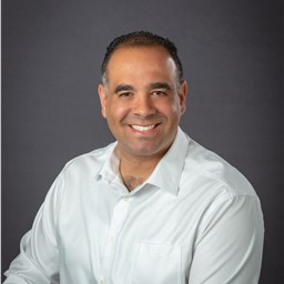Derek Arnold