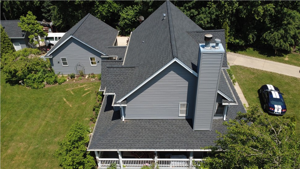 Gutters, Roofing, Siding Project in Burr Ridge, IL by A&D Home Improvement