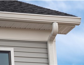 Seamless Gutters Photo 4