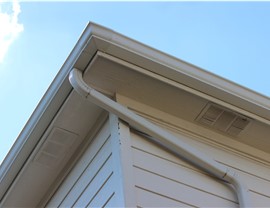 Seamless Gutters Photo 3