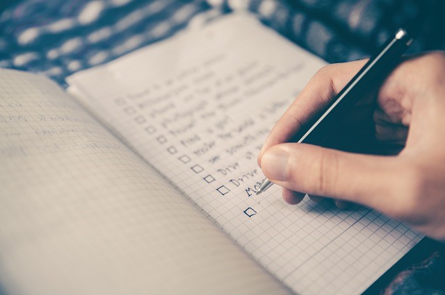 Creating Your Moving Day Checklist