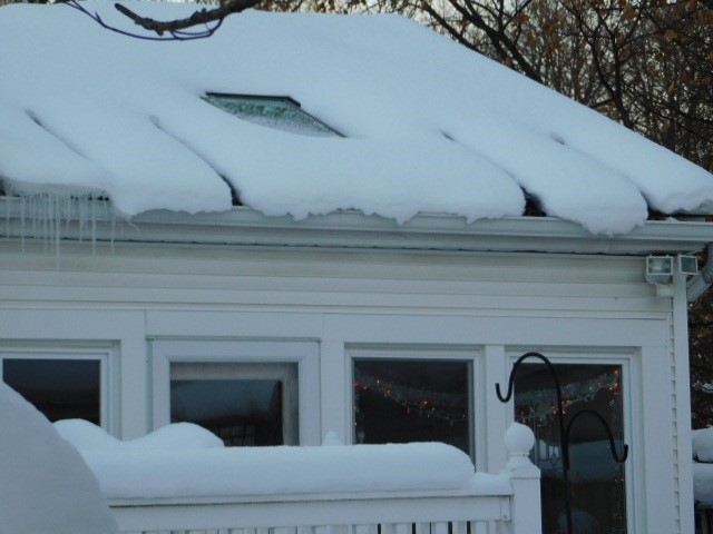 Why Metal Roofing Is a Smart Choice for Michigan Winters
