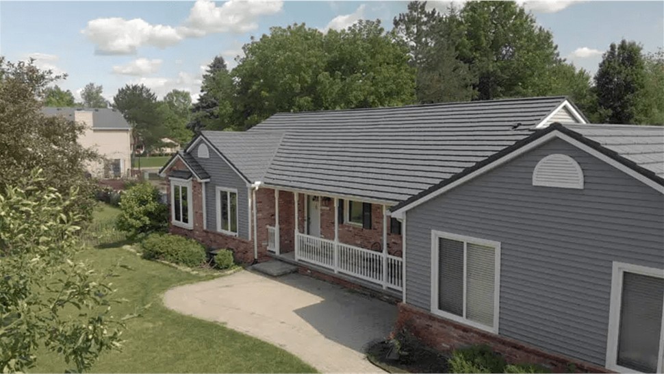 OLDE WORLD CEDAR SHAKE Photo 1