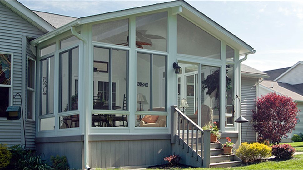 Sunroom - Yorktowne Photo 1