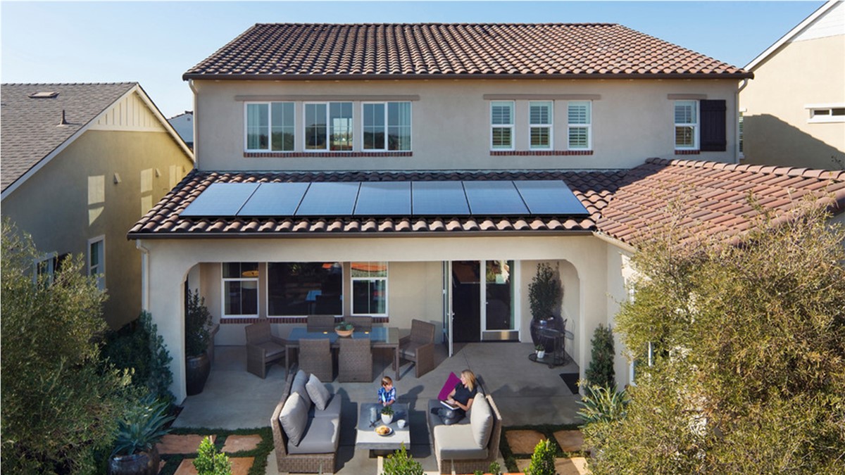 home-solar-panel-installation-simi-valley