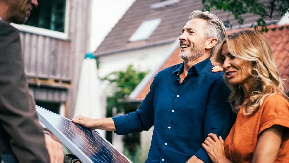 customers-with-sunpower-solar-panels
