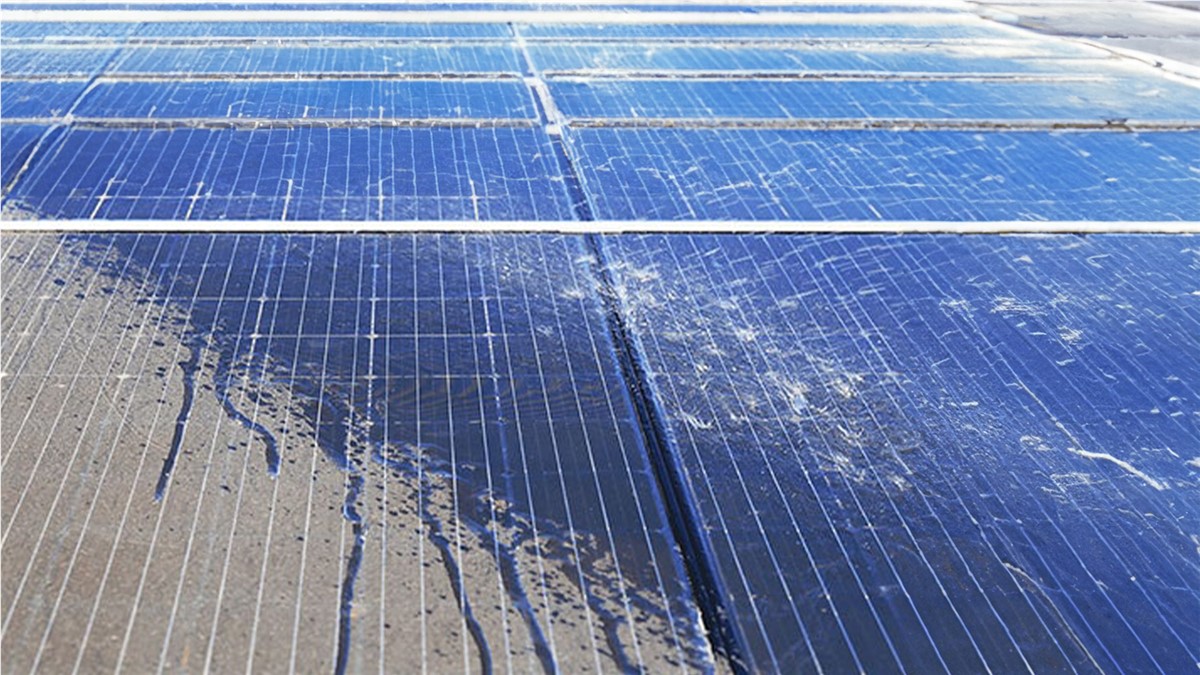 solar-panel-maintenance-cleaning-dirty-solar-panels-los-angeles-ca