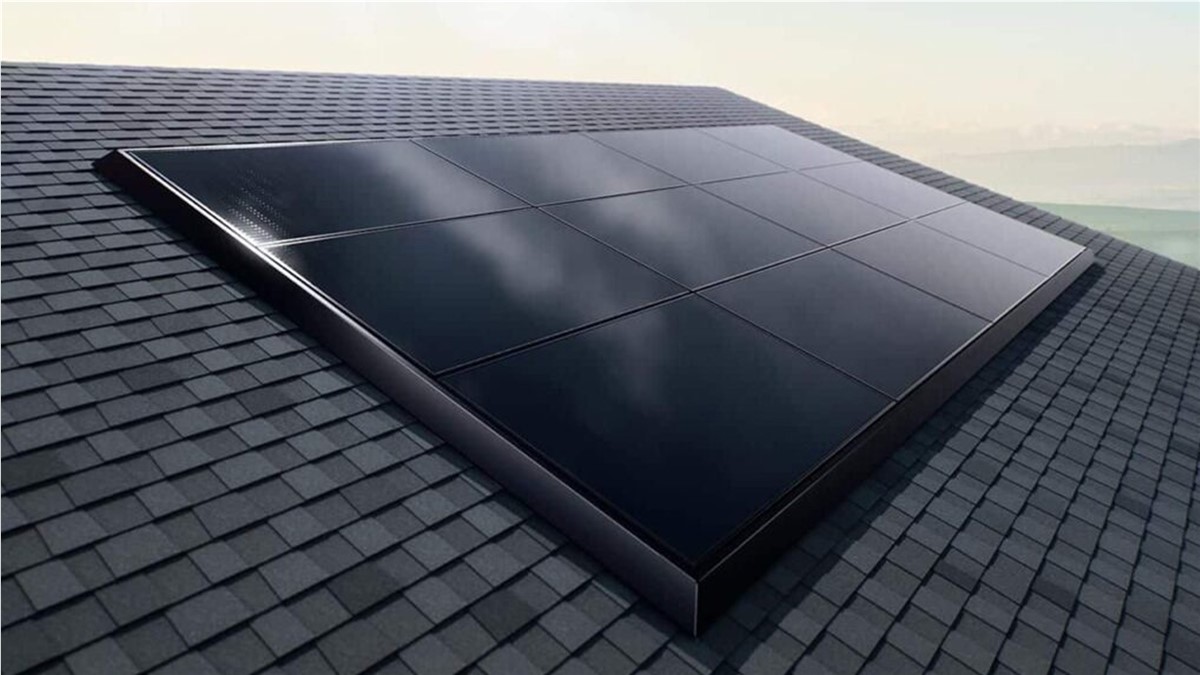 tesla-solar-panel-installation-home