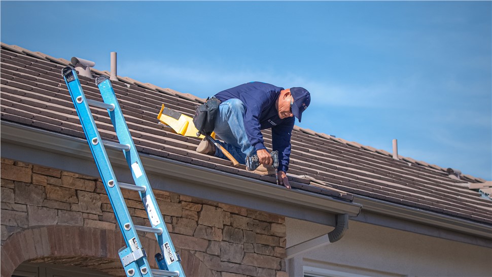 Maintenance - Gutters Photo 18