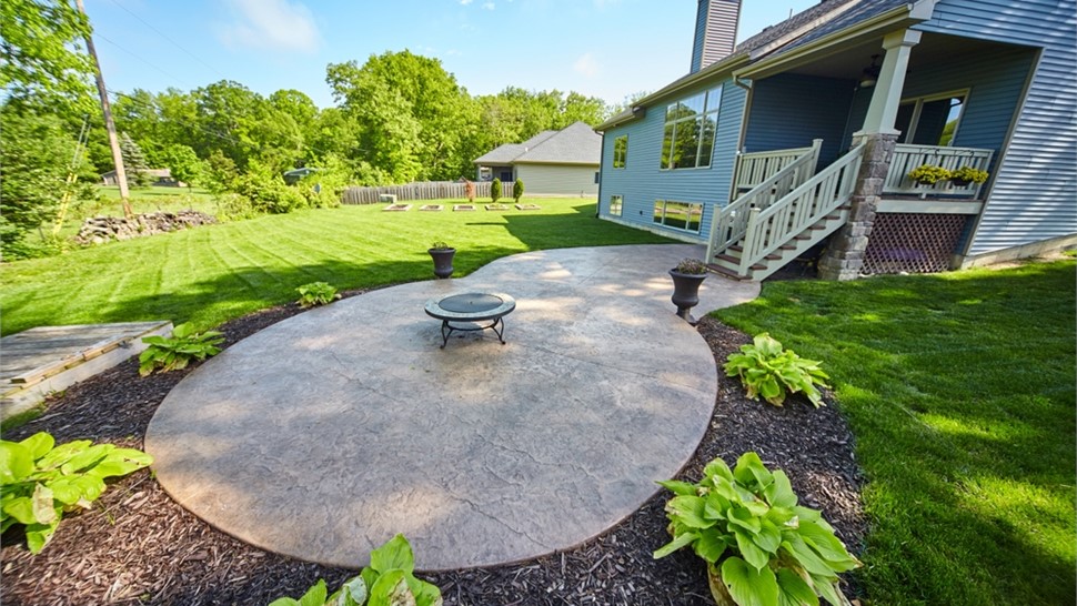 Outdoor Living - Concrete Photo 6