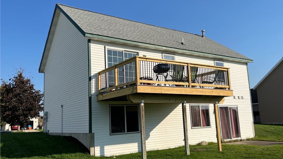 Outdoor Living Photo 10