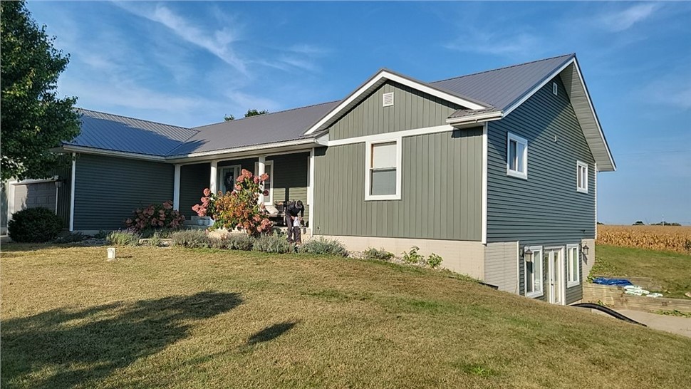 Roofing - Roof Replacement Cost Photo 43