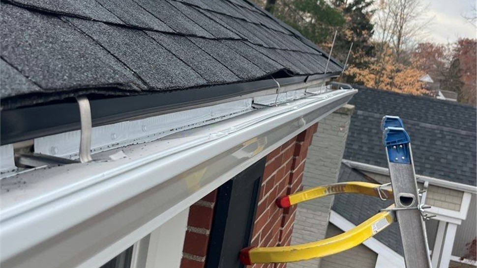 seamless aluminum gutter installation East Grand Rapids MI