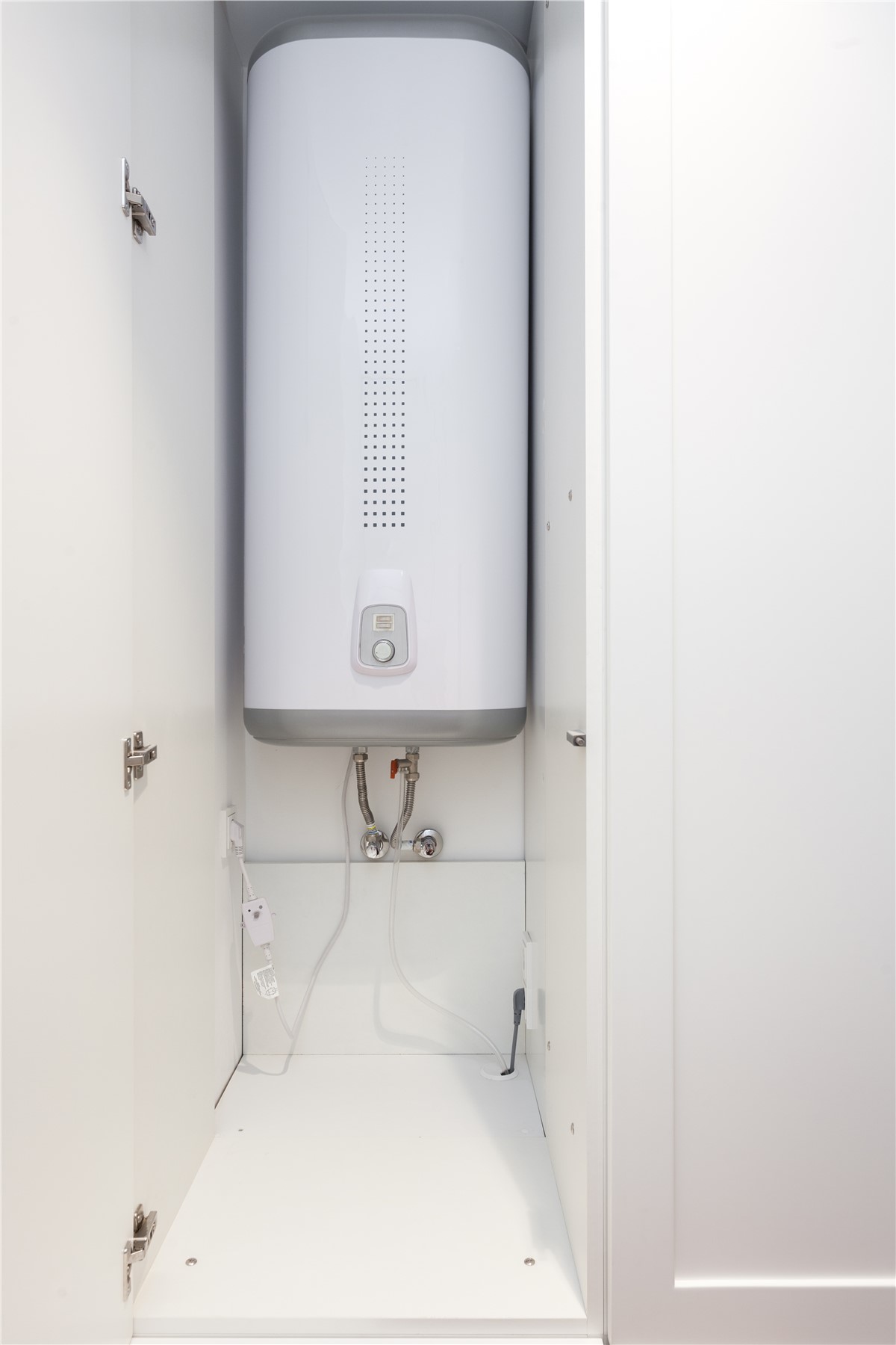 Questions to Ask Your Plumber When Picking a Water Heater Replacement