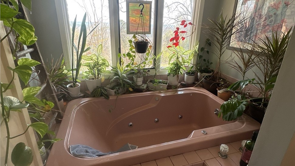 Bathtubs, Showers Project in Selma, Alabama by Bath Innovations Inc