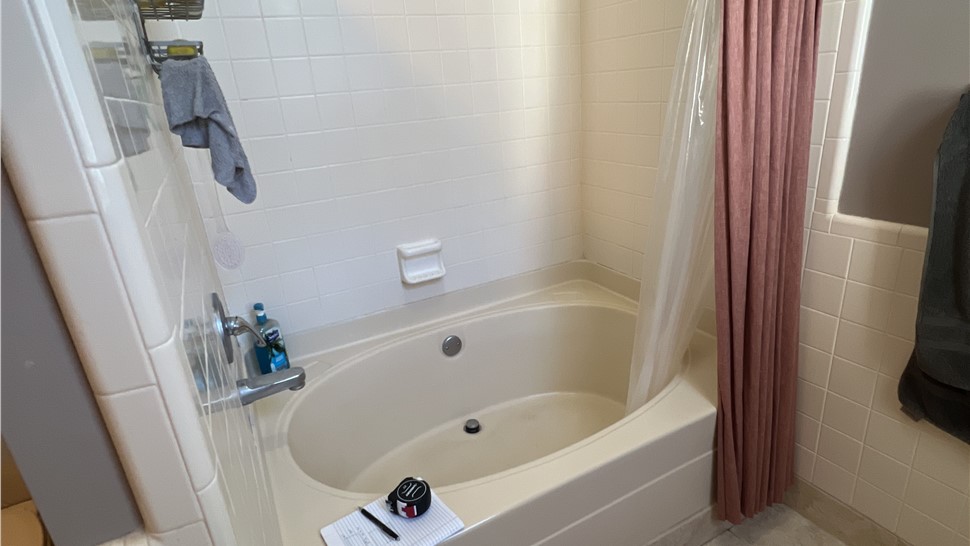 Bathtubs Project in Grady, Alabama by Bath Innovations Inc