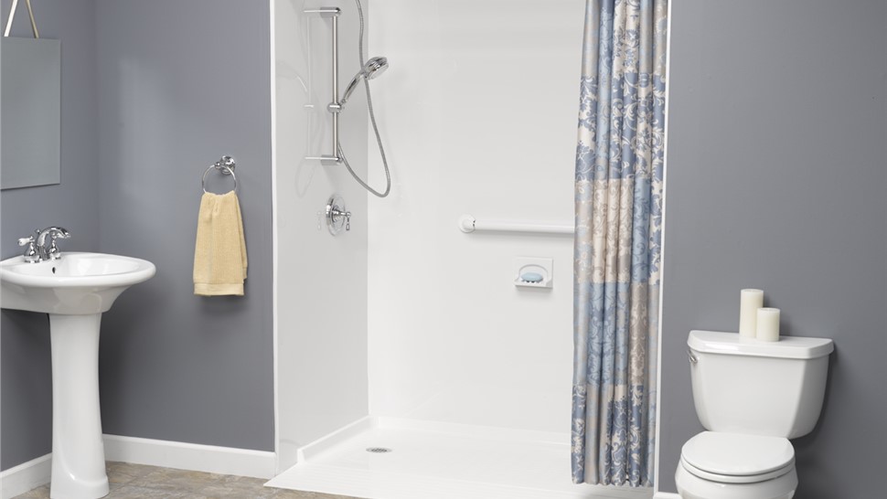 Showers - Roll-in Showers Photo 1