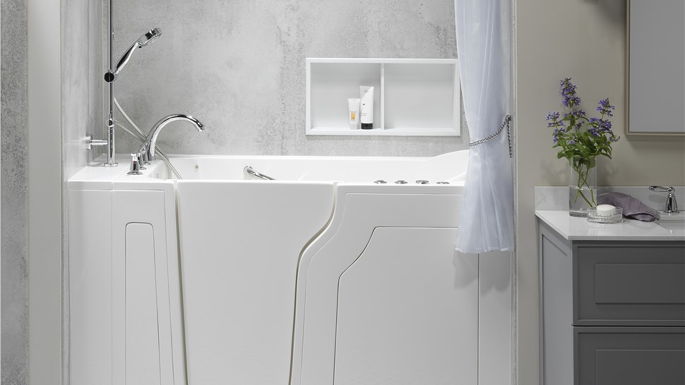 Walk in Tubs Photo 1