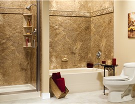 Bathtubs - Bath Wall Surrounds Photo 3