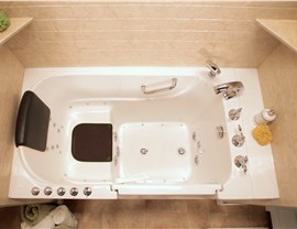 Bathroom Remodel - Walk-In Tubs Photo 2