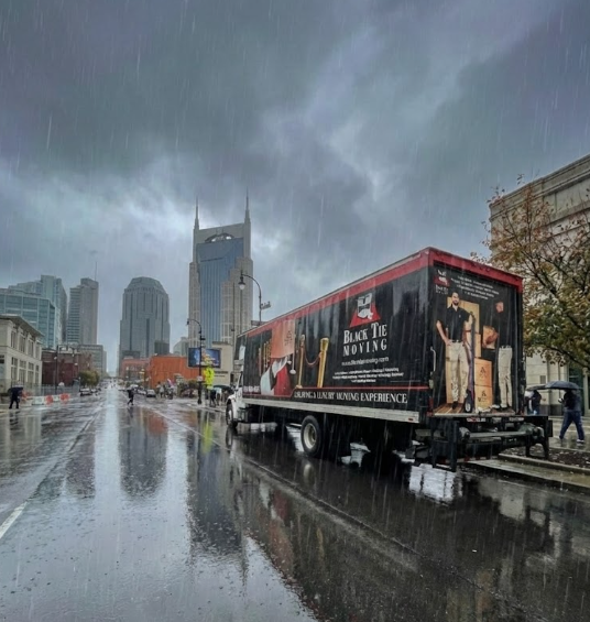 Rain or Shine: How to Move Safely During Nashville’s Fall-to-Winter Rainy Season
