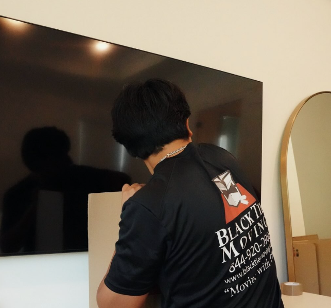 From Summer Lease Ends to Fall Settling: How to Plan Your Apartment Move
