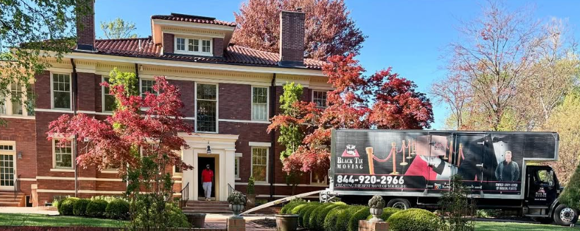 Avoid the Holiday Rush: Why Moving in the Fall Saves Time, Stress, and Money