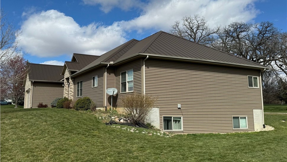 Siding Replacement Photo 39