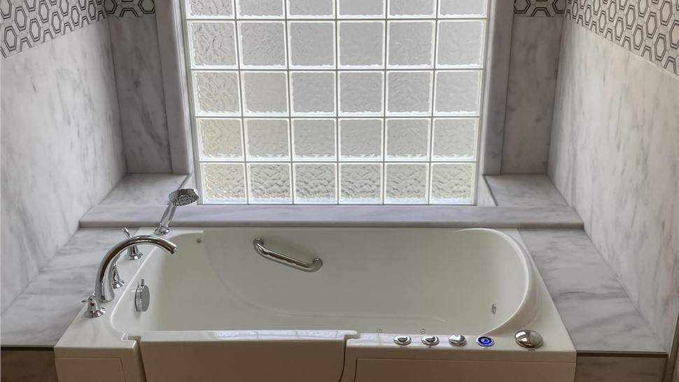 Bathtub Remodel - Walk-in Tubs Photo 30
