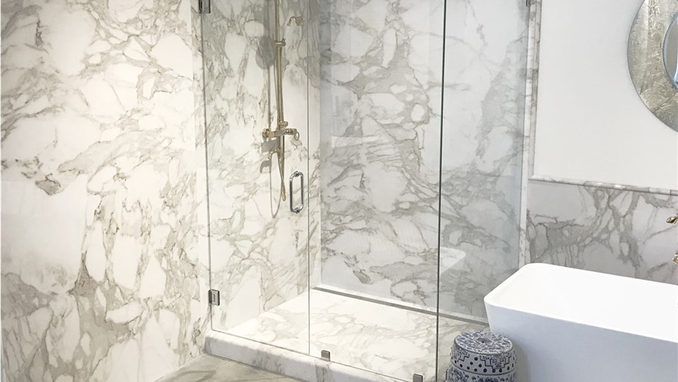 Bathroom Design - Surrounds Photo 1