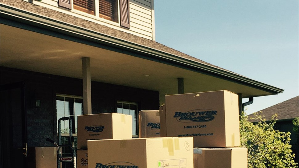 A Mistake We See Most Often on Moving Day (And How Our Crews Handle It)
