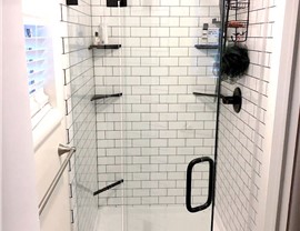 White tile pattern shower surround
