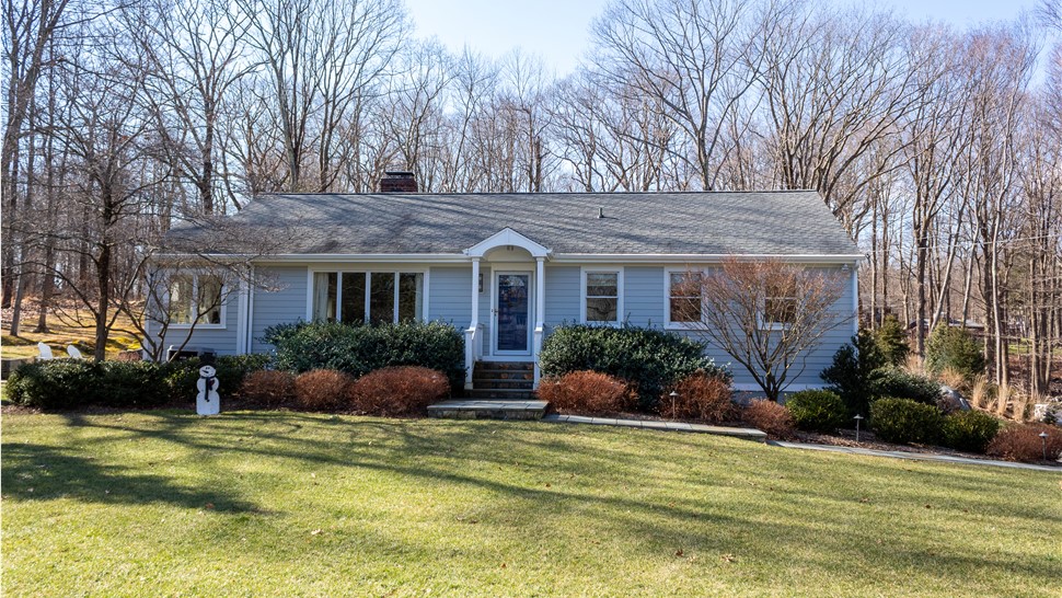 Siding, Windows Project in Ridgefield, CT by Burr Roofing, Siding & Windows