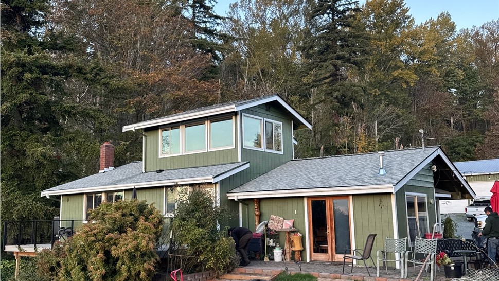 Residential Roofing Project in Mount Vernon, WA by Cascade Roofing Company