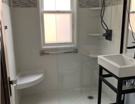 Bathroom Remodeling - Bathroom Design Photo 4