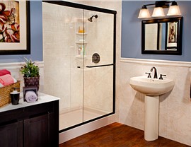 Showers - Shower Doors Photo 3