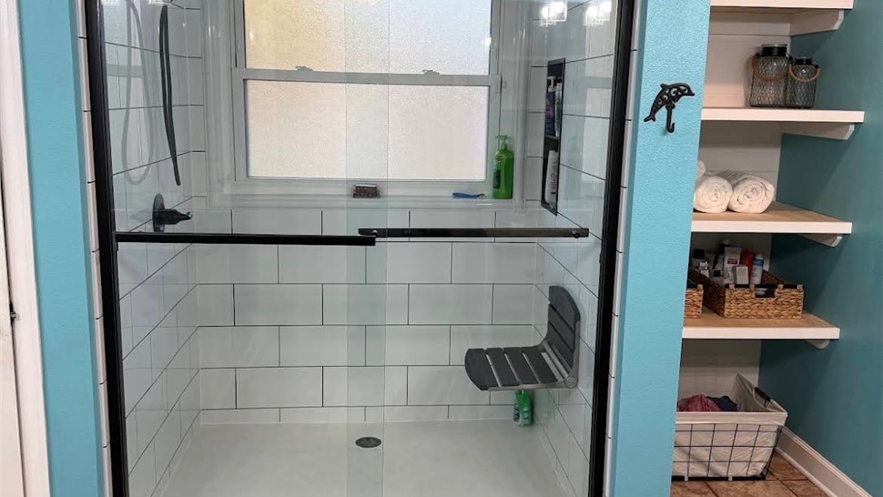 Remodel, Showers Project in Pensacola, FL by Clear Choice Bath