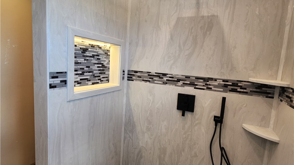 Remodel, Showers Project in Pleasant Hill, IA by Clear Choice Bath