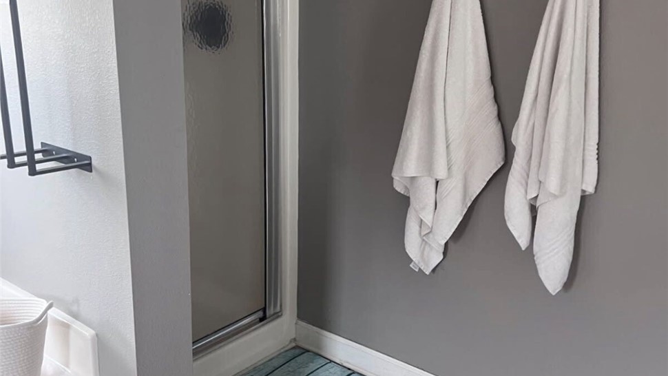 Remodel, Showers Project in Pensacola, FL by Clear Choice Bath