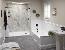 Bathrooms Photo 3