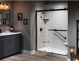 Bathrooms - Glass Shower Enclosures Photo 2