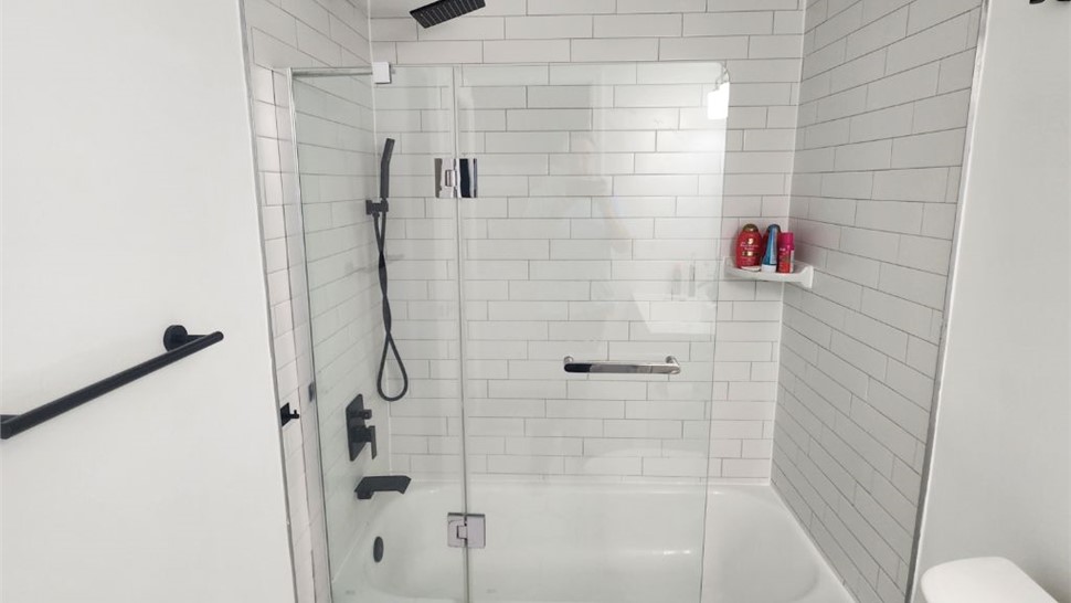 Bathrooms Project in Fort Myers Beach, Florida by Clear Choice USA